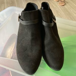 Black suede booties/ankle boots